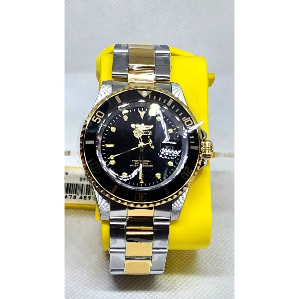 Invicta Pro Diver Men’s 40mm Stainless Steel Quartz Watch | Blue Dial, 200m